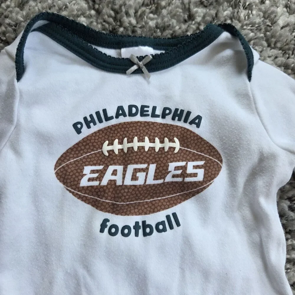 NFL Team Apparel Philadelphia Eagles 2pc Cotton Bodysuits  3-6M Green White